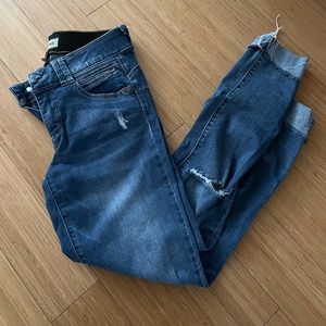 Democracy Ab technology distressed jeans size 2